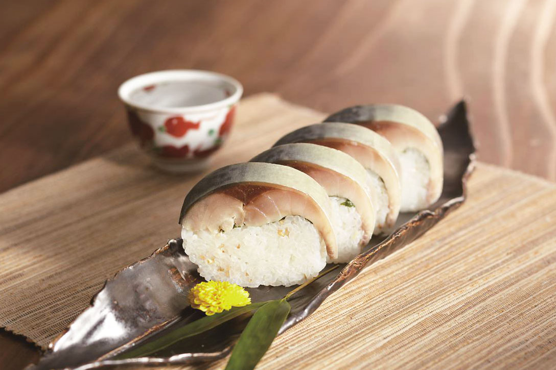 創業から変わらない味「鯖や」のさば寿司